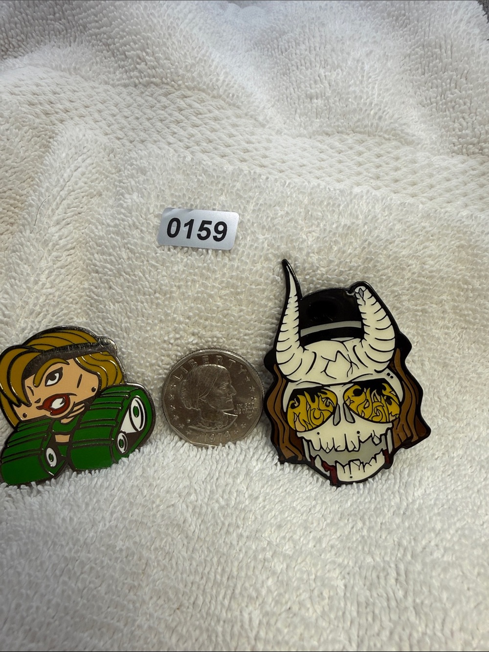 2 Pins- Geek Fuel 2017 Sonya Enamel & Mickey magnum AE45 skeleton